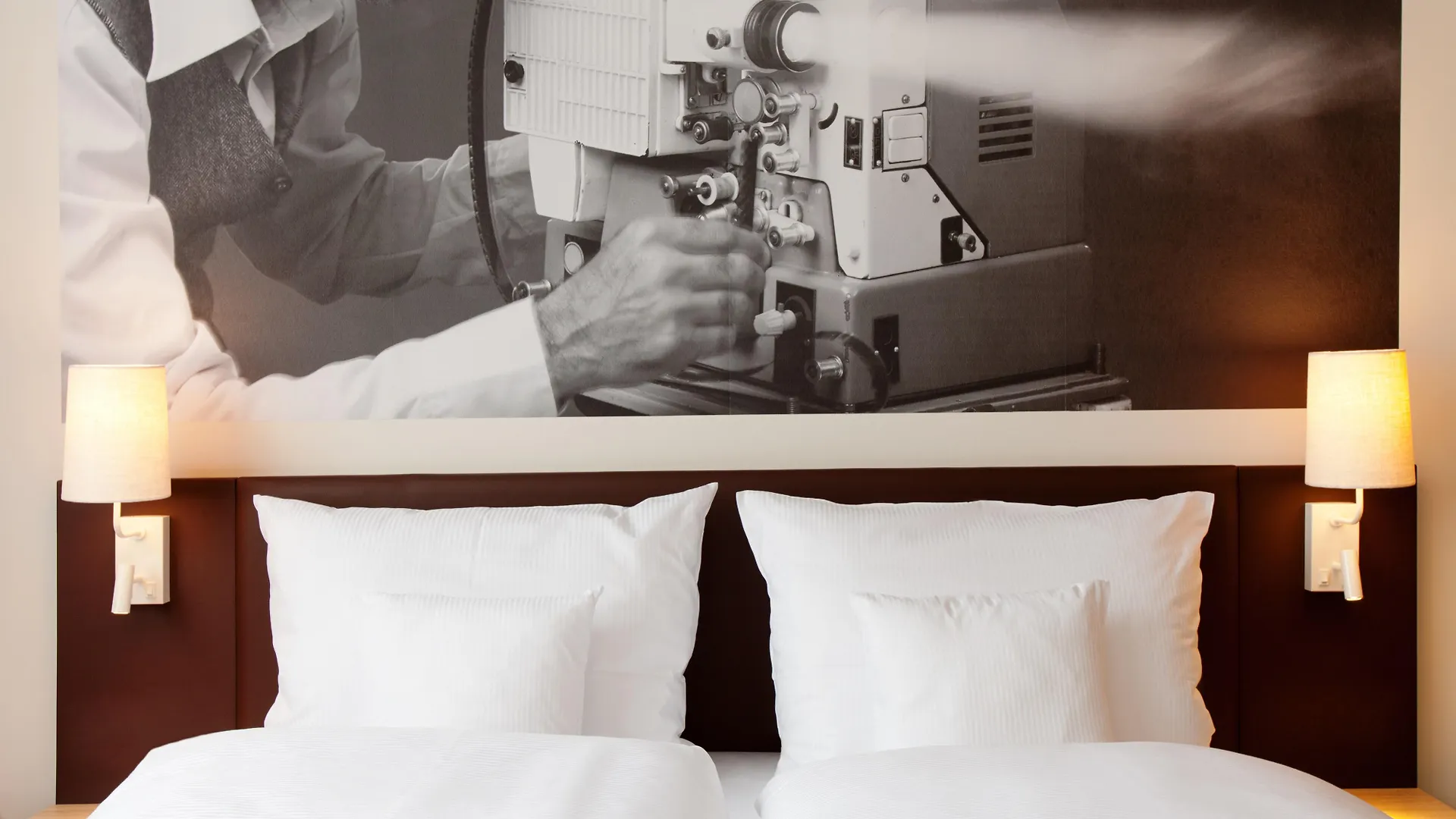 Vienna House Easy By Wyndham Muenchen Hotel 4*, Munich