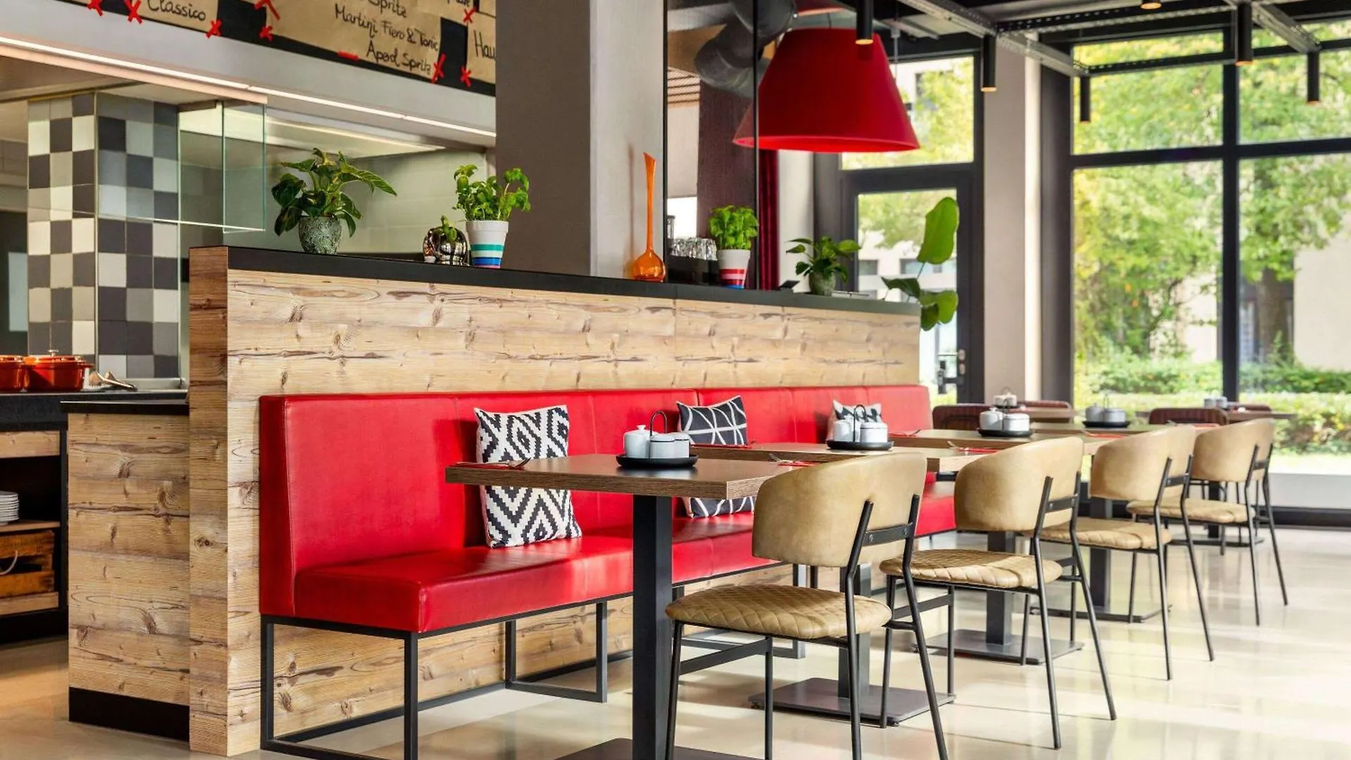 Vienna House Easy By Wyndham Muenchen Hotel 4*, Munich Germany