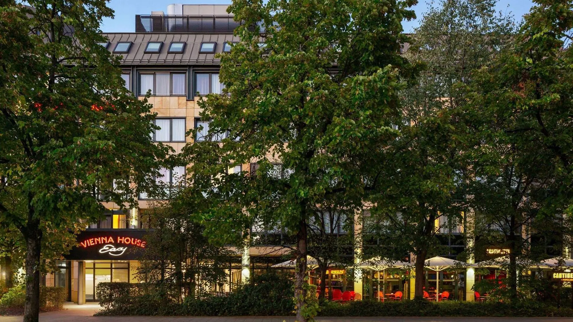 Vienna House Easy By Wyndham Muenchen Hotel 4*, Munich
